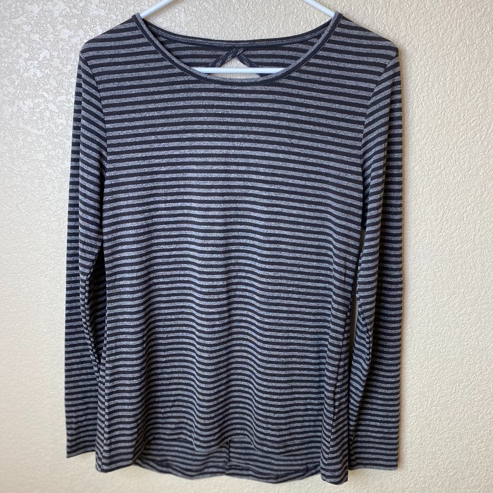 Ideology LS Diamond Back Cutout Top